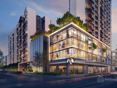 The River Thu Thiem, Vietnam  The River Thu Thiem, Vietnam