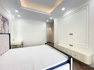 The Peak, Vietnam The Peak, Vietnam