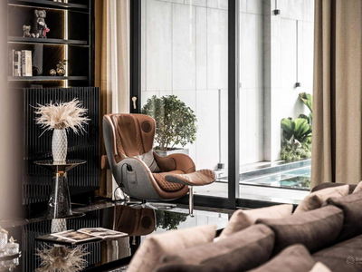 Golden Westlake, Vietnam Golden Westlake, Vietnam