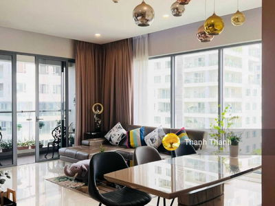 Diamond Island, Vietnam Diamond Island, Vietnam