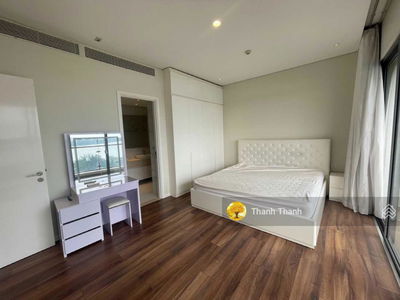 Diamond Island, Vietnam Diamond Island, Vietnam