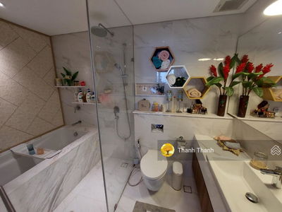 Diamond Island, Vietnam Diamond Island, Vietnam