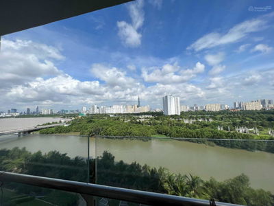 Diamond Island, Vietnam Diamond Island, Vietnam