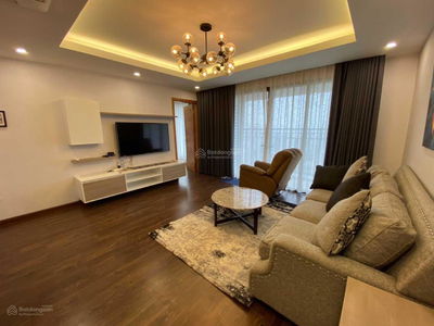 D'. Le Roi Soleil, Vietnam D'. Le Roi Soleil, Vietnam