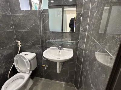 Chua Lang Street, Vietnam Chua Lang Street, Vietnam