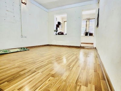 Phuong Mai Street, Vietnam Phuong Mai Street, Vietnam