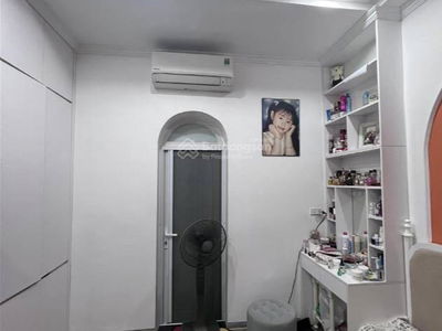 Le Thanh Tong Street, Vietnam Le Thanh Tong Street, Vietnam