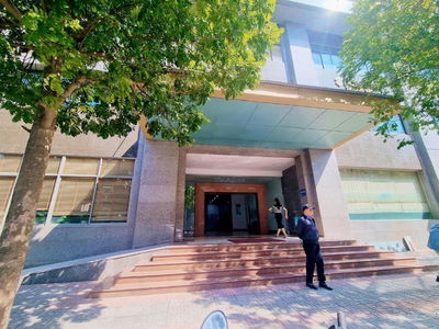 Ms. Huong, Vietnam Ms. Huong, Vietnam