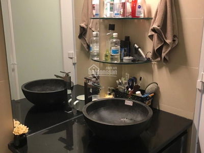 Hoang Anh Thanh Binh, Vietnam Hoang Anh Thanh Binh, Vietnam