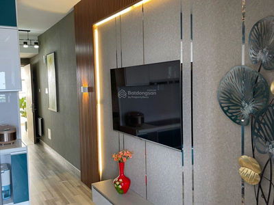 Topaz Twins Project, Vietnam  Topaz Twins Project, Vietnam