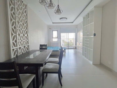 Topaz Twins Project, Vietnam Topaz Twins Project, Vietnam