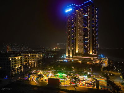 A La Carte Ha Long Bay Project, Vietnam A La Carte Ha Long Bay Project, Vietnam