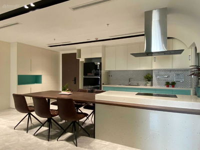 Of The Sun, Vietnam Of The Sun, Vietnam