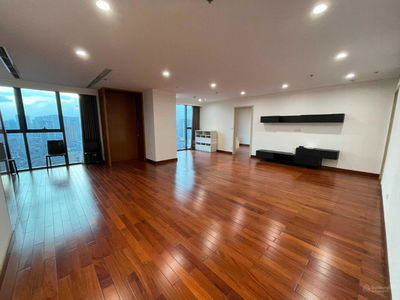 The Artemis, Vietnam  The Artemis, Vietnam