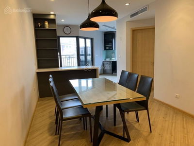 Trung Hoa Nhan Chinh, Vietnam Trung Hoa Nhan Chinh, Vietnam