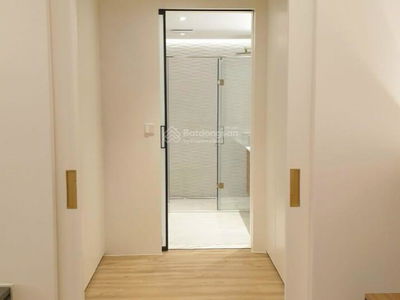 D'. Le Roi Soleil, Vietnam D'. Le Roi Soleil, Vietnam