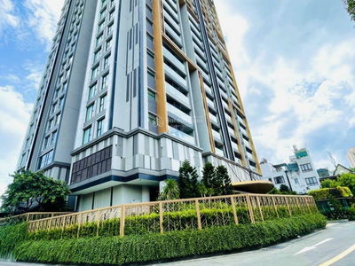 Zenith, Vietnam Zenith, Vietnam