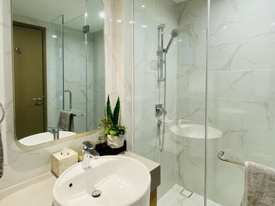 Zenith, Vietnam Zenith, Vietnam