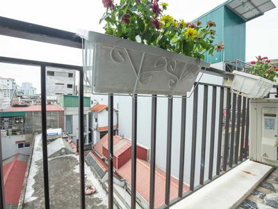 Linh Lang Street, Vietnam  Linh Lang Street, Vietnam