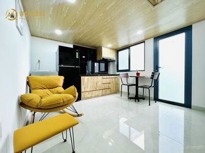 Nguyen Kiem Street, Vietnam Nguyen Kiem Street, Vietnam