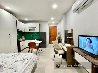 Bach Dang Street, Vietnam Bach Dang Street, Vietnam