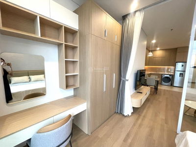 Lancaster Luminaire Project, Vietnam  Lancaster Luminaire Project, Vietnam