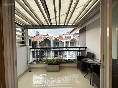 Him Lam Riverside, Vietnam  Him Lam Riverside, Vietnam