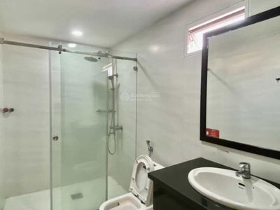 Le Quang Dinh Street, Vietnam Le Quang Dinh Street, Vietnam