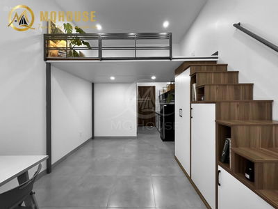 Nun Huynh Lien Street, Vietnam Nun Huynh Lien Street, Vietnam