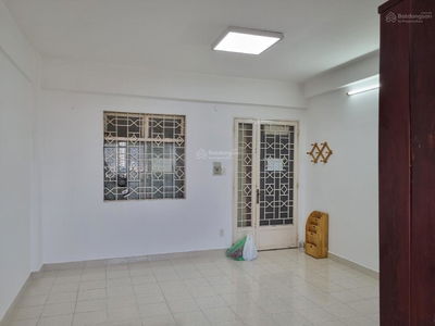 An Hoa apartment complex, Vietnam  An Hoa apartment complex, Vietnam