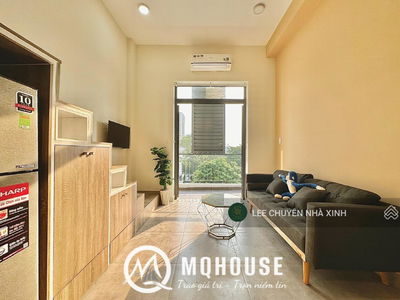 Lac Long Quan Street, Vietnam Lac Long Quan Street, Vietnam