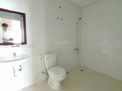 Topaz Elite, Vietnam Topaz Elite, Vietnam