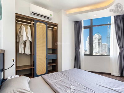 Nguyen Cuu Van Street, Vietnam Nguyen Cuu Van Street, Vietnam