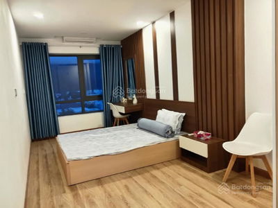 Ngo Quyen Street, Vietnam  Ngo Quyen Street, Vietnam