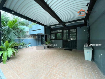 10500, Bangkok, Thailand 10500, Bangkok, Thailand