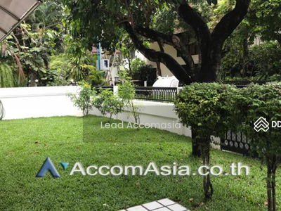 5 Bedrooms House for Rent in Sukhumvit, Bangkok near BTS Thong Lo at Thonglor House Compound AA24348, Bangkok, Thailand 5 Bedrooms House for Rent in Sukhumvit, Bangkok near BTS Thong Lo at Thonglor House Compound AA24348, Bangkok, Thailand