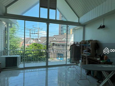 Жилье в Ban Ratsada, Thailand Жилье в Ban Ratsada, Thailand