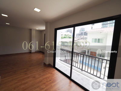 Sukhumvit 65, Bangkok, Thailand Sukhumvit 65, Bangkok, Thailand