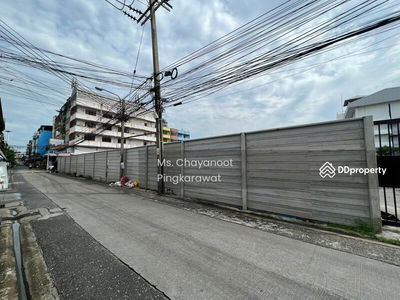 Land Charoen Krung, Bangkok, Thailand Land Charoen Krung, Bangkok, Thailand