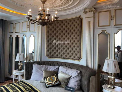 The Golden Armor, Vietnam The Golden Armor, Vietnam