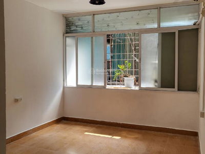 Luong Dinh Cua Street, Vietnam Luong Dinh Cua Street, Vietnam