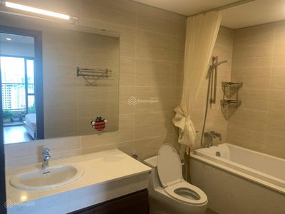 The Golden Palm Le Van Luong, Vietnam The Golden Palm Le Van Luong, Vietnam