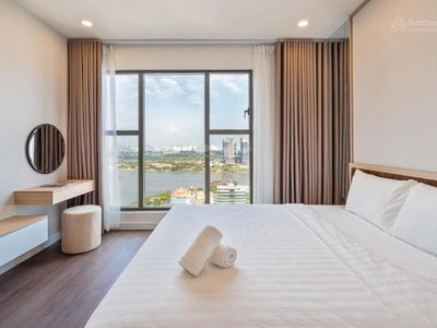 River Gate, Vietnam River Gate, Vietnam