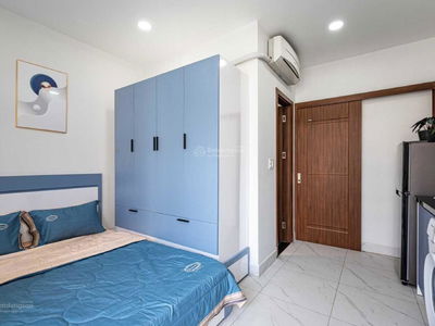 Phan Dang Luu Street, Vietnam  Phan Dang Luu Street, Vietnam