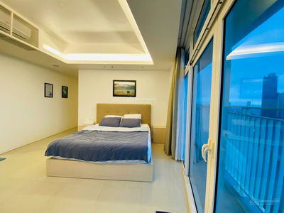 Azura, Vietnam Azura, Vietnam