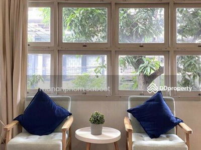 3-Bedroom Townhouse at Ekkamai 12, Bangkok, Thailand 3-Bedroom Townhouse at Ekkamai 12, Bangkok, Thailand