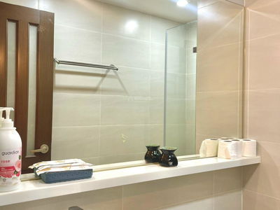 Hoang Anh Thanh Binh, Vietnam Hoang Anh Thanh Binh, Vietnam