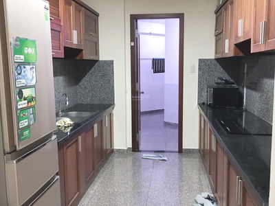 Hoang Anh Thanh Binh, Vietnam Hoang Anh Thanh Binh, Vietnam