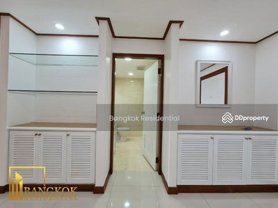 Peng Seng Mansion, Bangkok, Thailand Peng Seng Mansion, Bangkok, Thailand