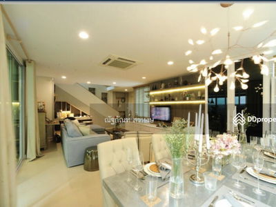 Luxury house, Soi Inthamara 9, Bangkok, Thailand Luxury house, Soi Inthamara 9, Bangkok, Thailand